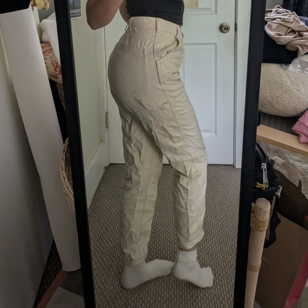Beige Zara cargo pants size 6